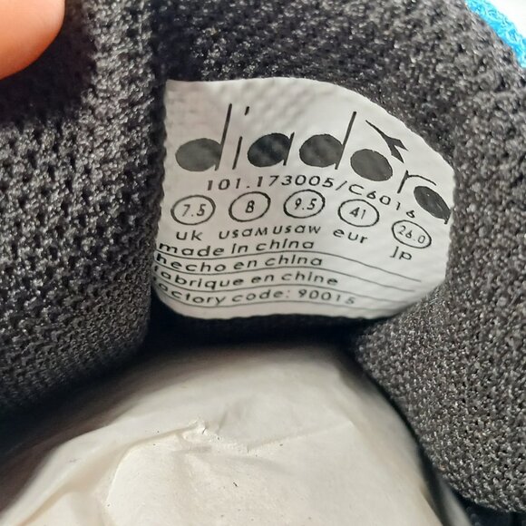 Diadora S.Challenge 2 AG Soccer Cleats White/Black/Blue Women’s 9.5 NWT Open Box - Picture 11 of 15